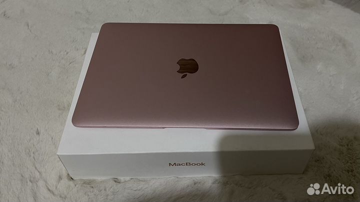 Apple MacBook Air 13 8 gb 512 g