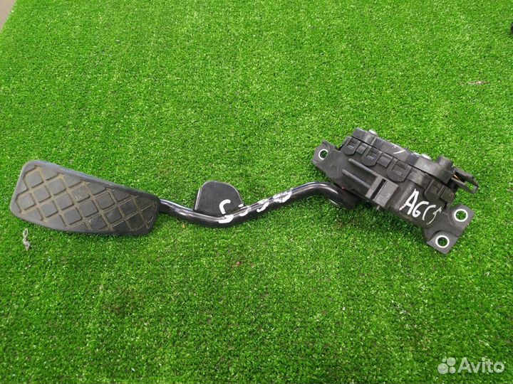 Педаль газа Audi A6 C5