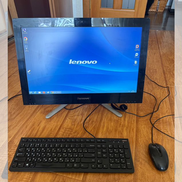 Моноблок Lenovo i3