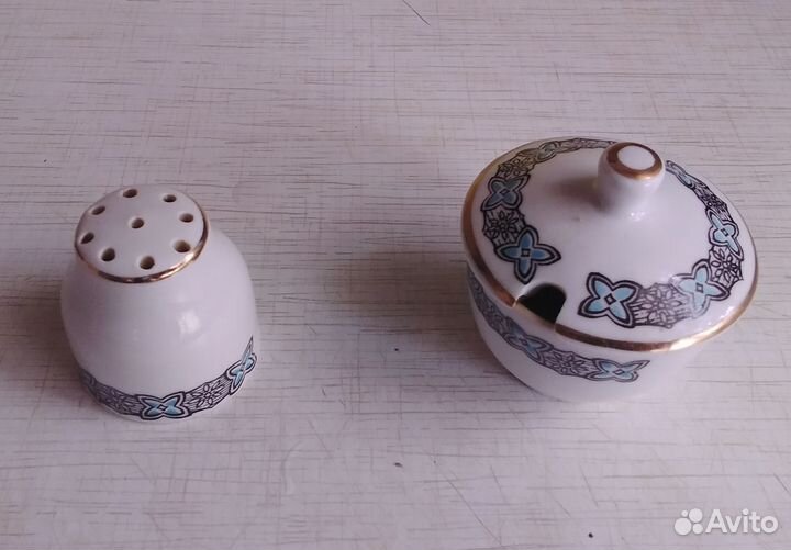 Солонка и перечница