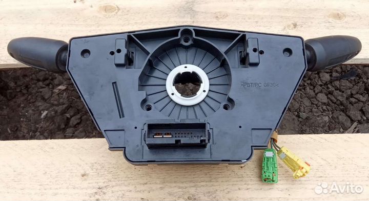 Переключатель подрулевой Opel Corsa D