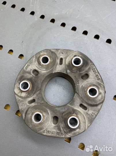 Муфта кардана Mercedes-Benz C-Class W203 OM646.963