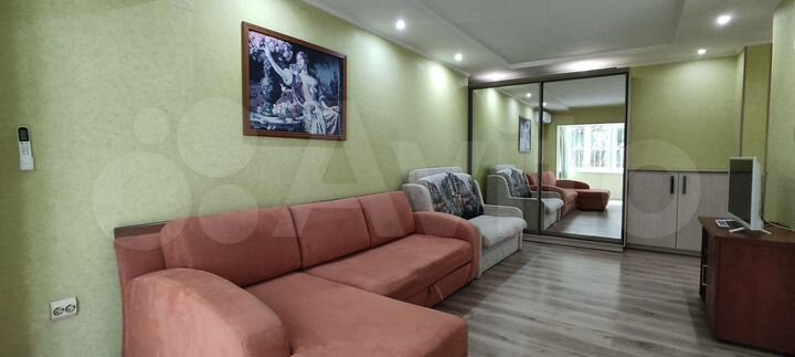 1-к. квартира, 38 м², 1/6 эт.