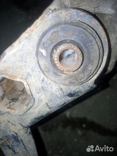 Рычаг подвески передний левый Ford Explorer 2