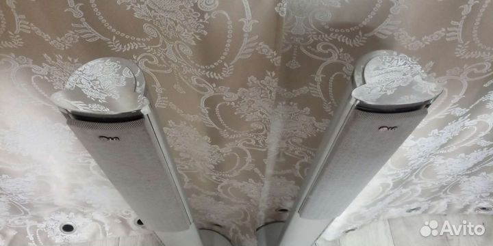 Фронтальные колонки LG