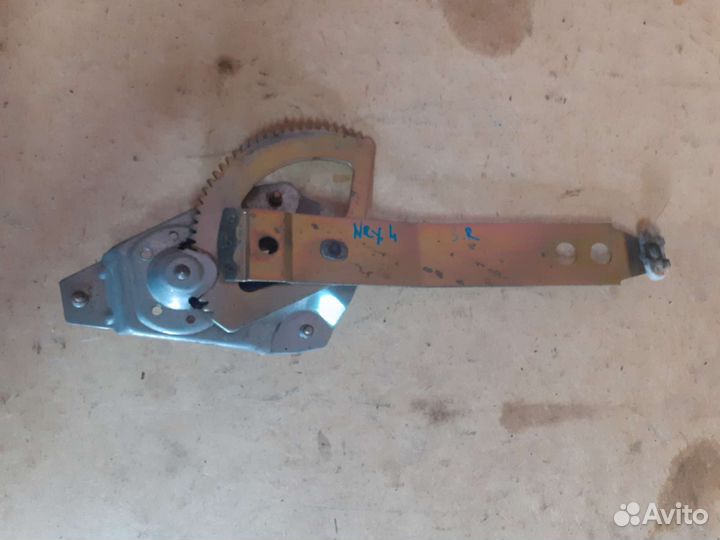 Стеклоподъемник задний правый Daewoo Nexia