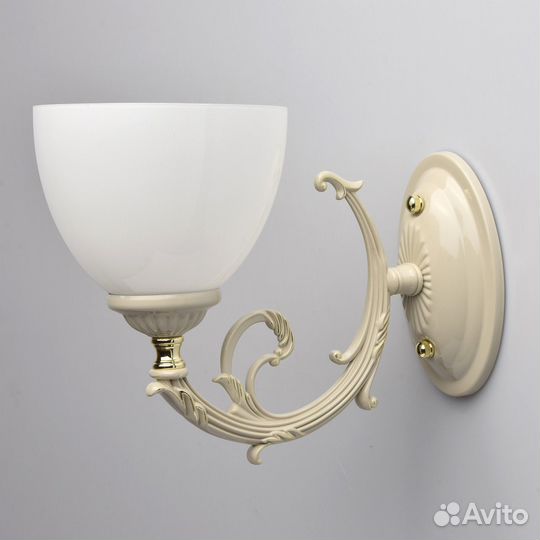 Светильник настенный бра Ариадна MW-light