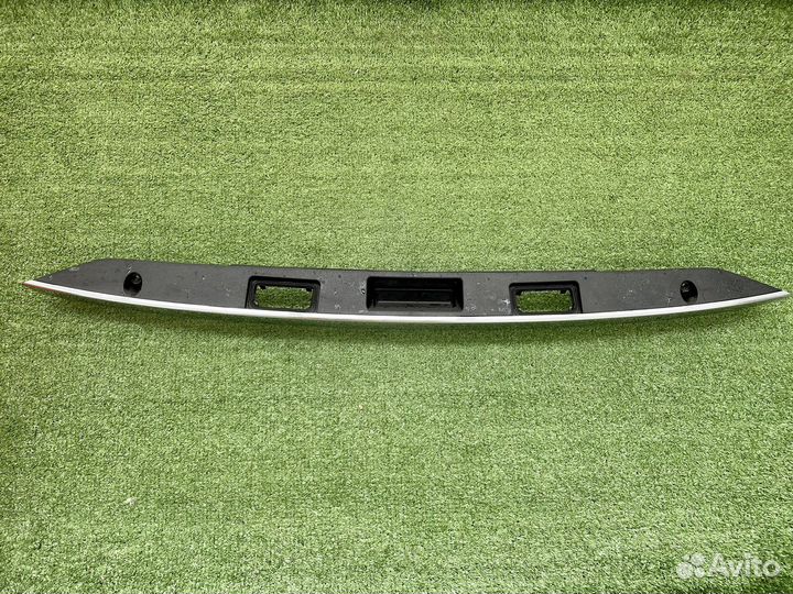 Накладка крышки багажника Mercedes B-class W246