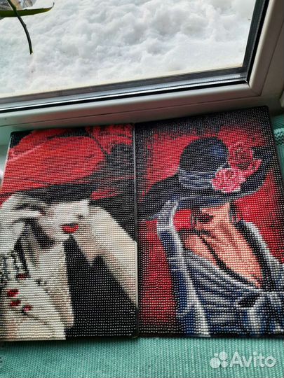 Две картины из страз