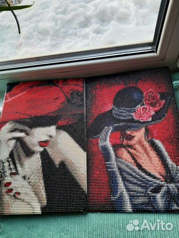 Две картины из страз