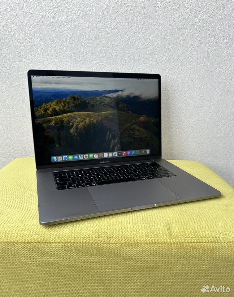 Macbook pro 15 2018 i7 32 gb