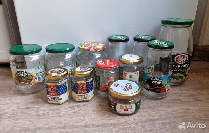 Банки разного размера