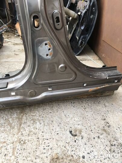 Порог со стойкой правый Ssangyong Actyon