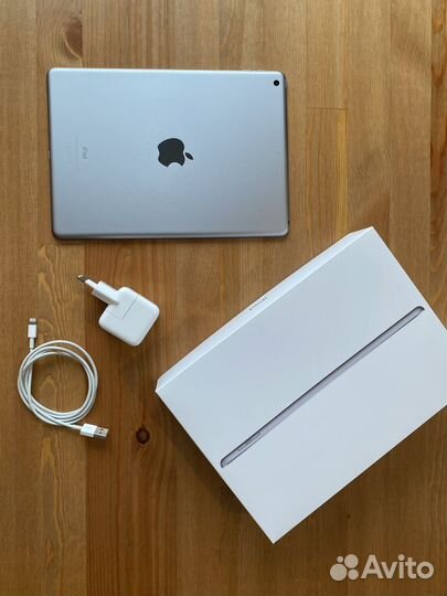 iPad 2018 6 поколение 32 Гб