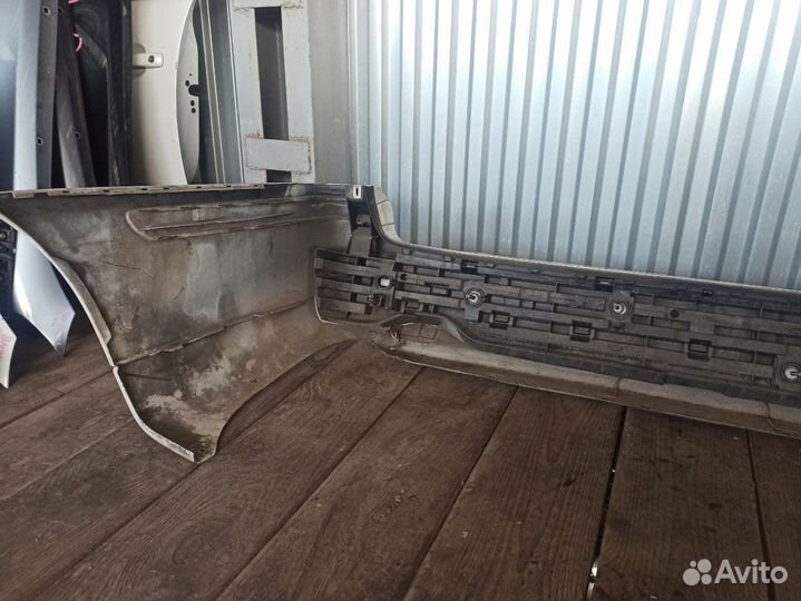 Бампер задний Volvo V70R