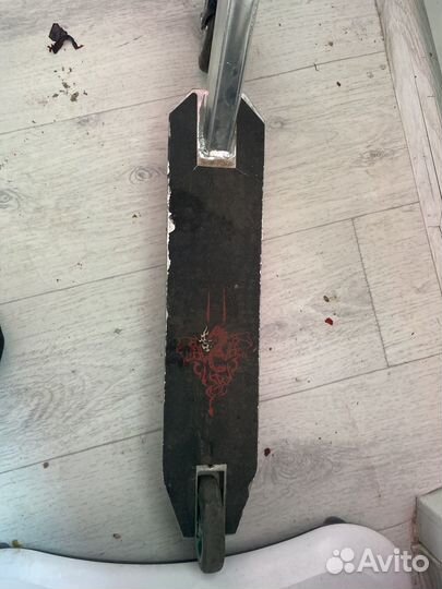 Дека на трюковой самокат со шкуркой