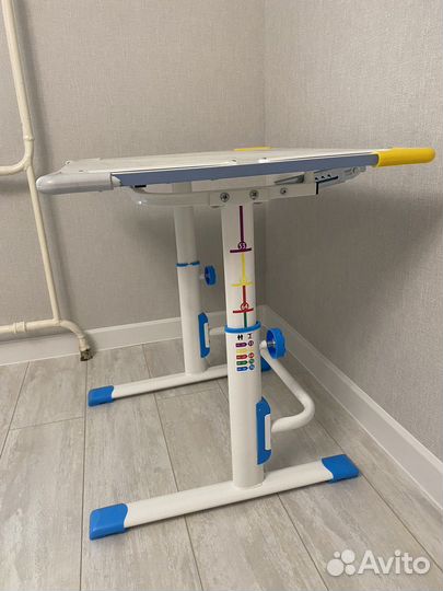 Стол и стул детский