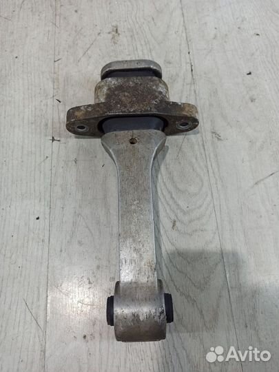 Кронштейн опора крепления кпп коробки передач Kia