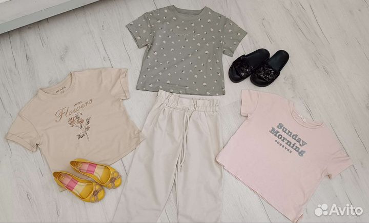 Комплект одежды на девочку 128