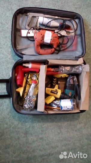 Реставратор мебели