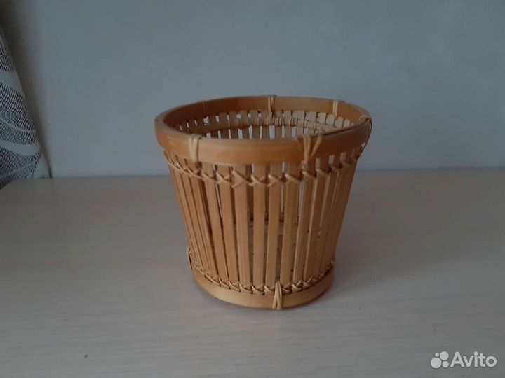 Плетеные корзинки и вазы