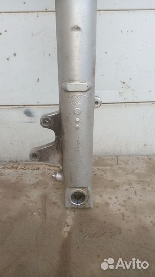 Перо левое (амортизатор) CBR 600 F4