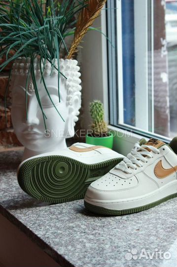 Nike AirForce 1