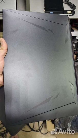 Игровой ноутбук Hasee rtx3070 Celeron SSD