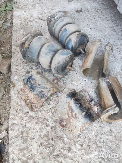 Крепления люльки Урал