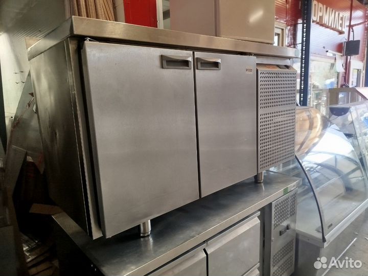 Морозильный стол