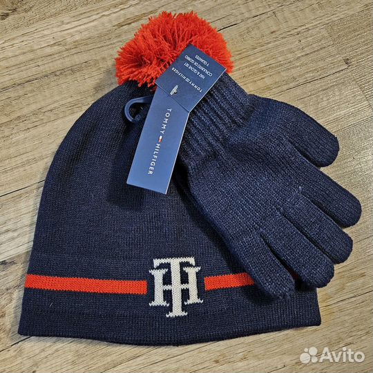 Шапка+перчатки Tommy Hilfiger оригинал