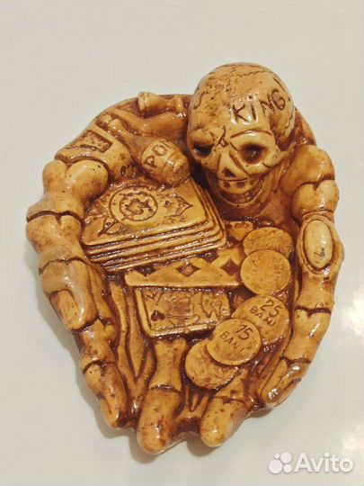 Пепельница, подставка для денег, украшений, череп