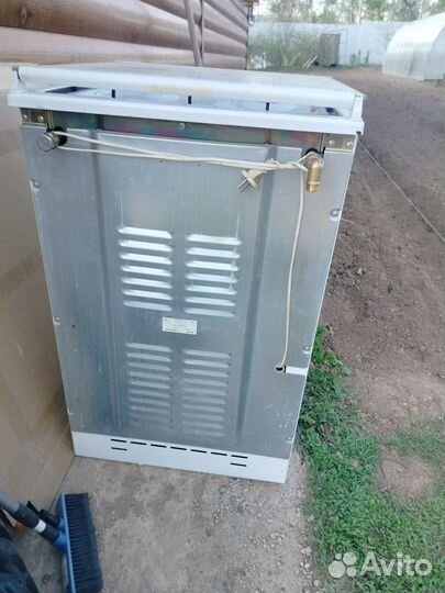 Продам газовую плиту б/у