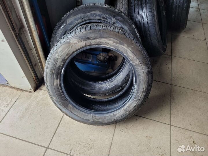 Dunlop Enasave EC300+ 215/60 R17