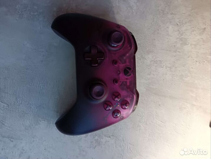 Xbox ONE S 1tb комплект (+подписка с доп платой)