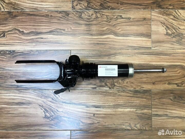 Амортизатор передний правый Ауди Q7