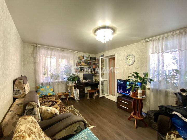 2-к. квартира, 43 м², 3/4 эт.