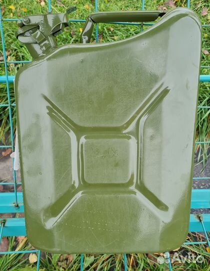 Канистра 10 литров