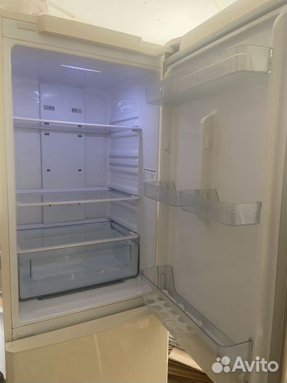 Холодильник Samsung RL-34 ecvb бежевый