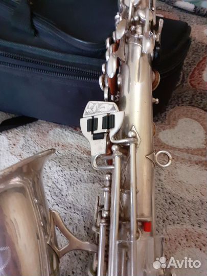 Саксофон альт