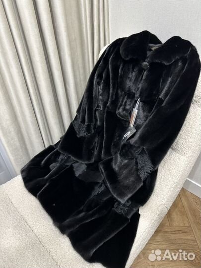 Новая норковая шуба с мехом свакара