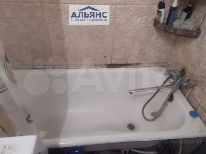 2-к. квартира, 30 м², 3/5 эт.