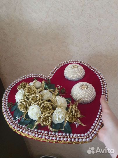 Поднос для обручальных колец