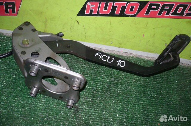 Педаль тормоза toyota MCU10W, ACU10W, SXU10, MCU15