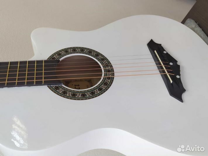 Акустическая гитара с доставкой