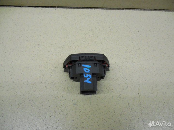 Кнопка аварийной сигнализации Transit 2014