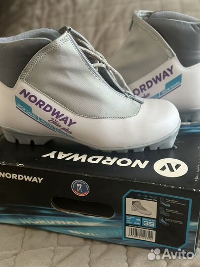 Лыжные ботинки 39 размер женские
