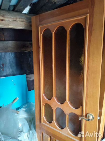 Дверь межкомнатная деревянная