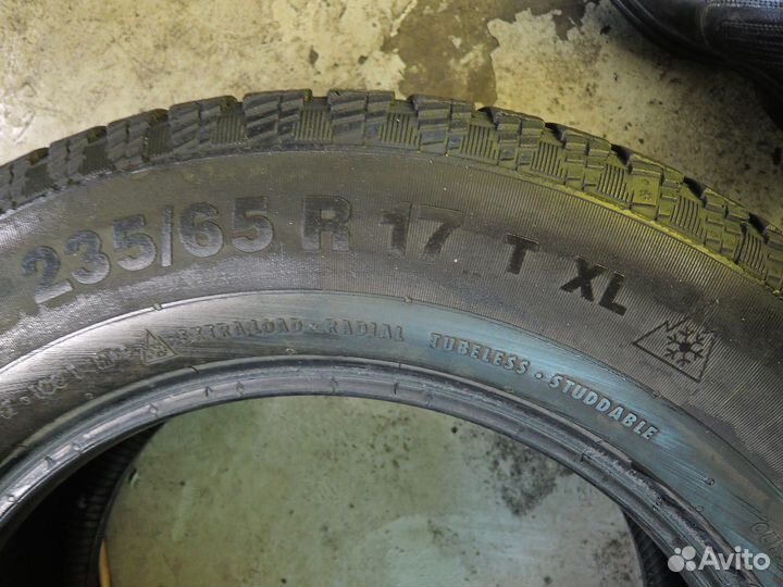 Continental Conti4x4IceContact 235/65 R17