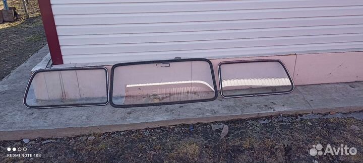 Задние стекла на ниву 2121